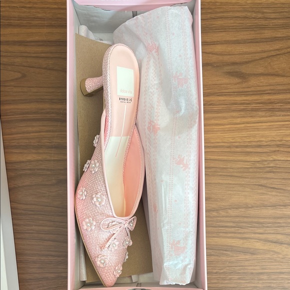 Dolce Vita Camilo Woven Pointed Toe Pump - Picture 3 of 7